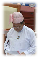 ဦးညွန့်လှိုင် (ဖြူး)