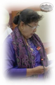 ဒေါ်တင်တင်ရီ(ကျွန်းစု မဲဆန္ဒနယ်)