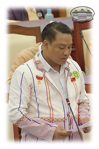 ဦးသန်းလင်းလင်း(မယ်စဲ့ မဲဆန္ဒနယ်) (735)